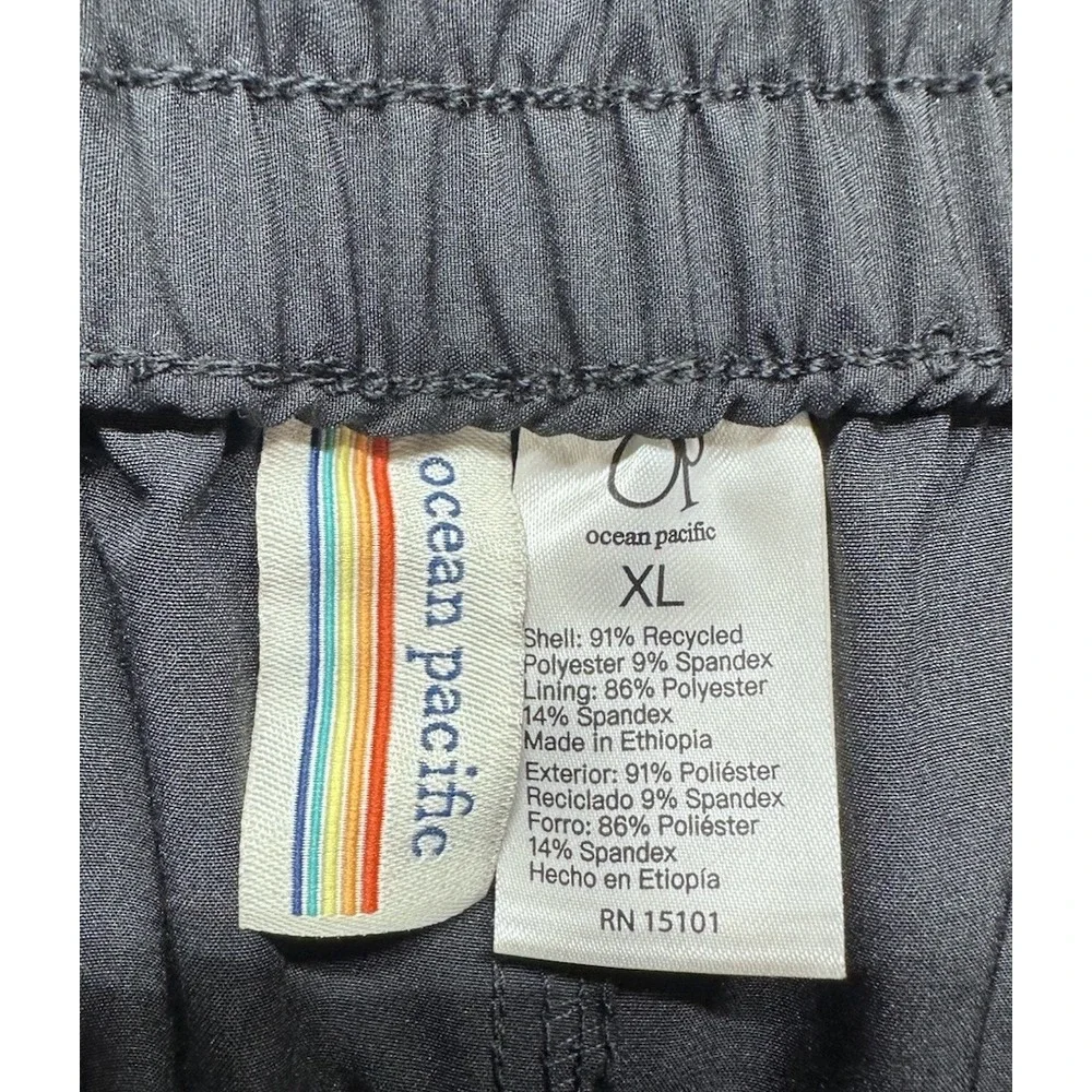 Ocean Pacific Women's Drawstring with 3 Zipper Pockets‎ Shorts, Black, New XL